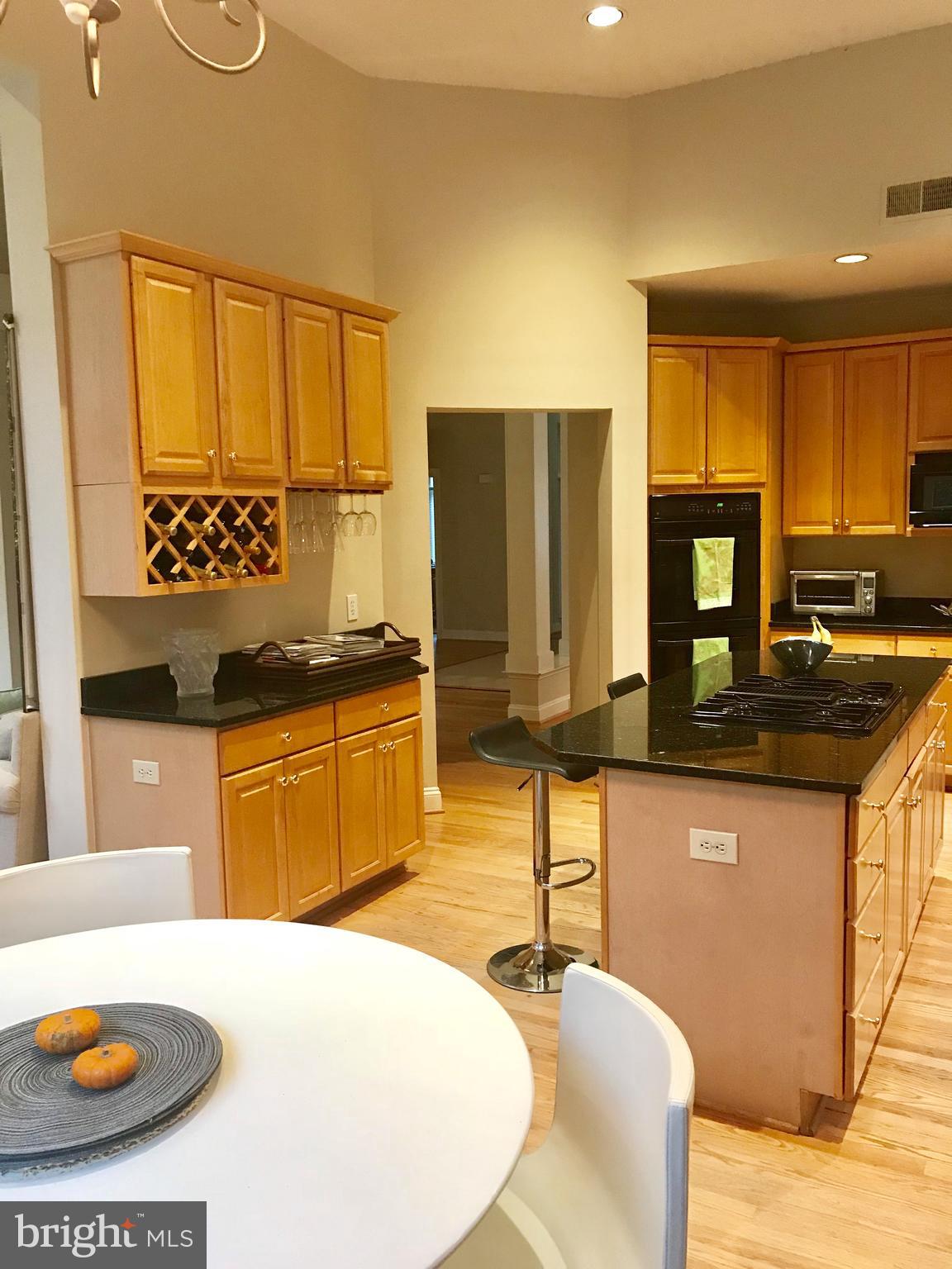 7405 Old Maple Square McLean, VA 22102 - Photo 4 of 25 Gourmet Kitchen with Island