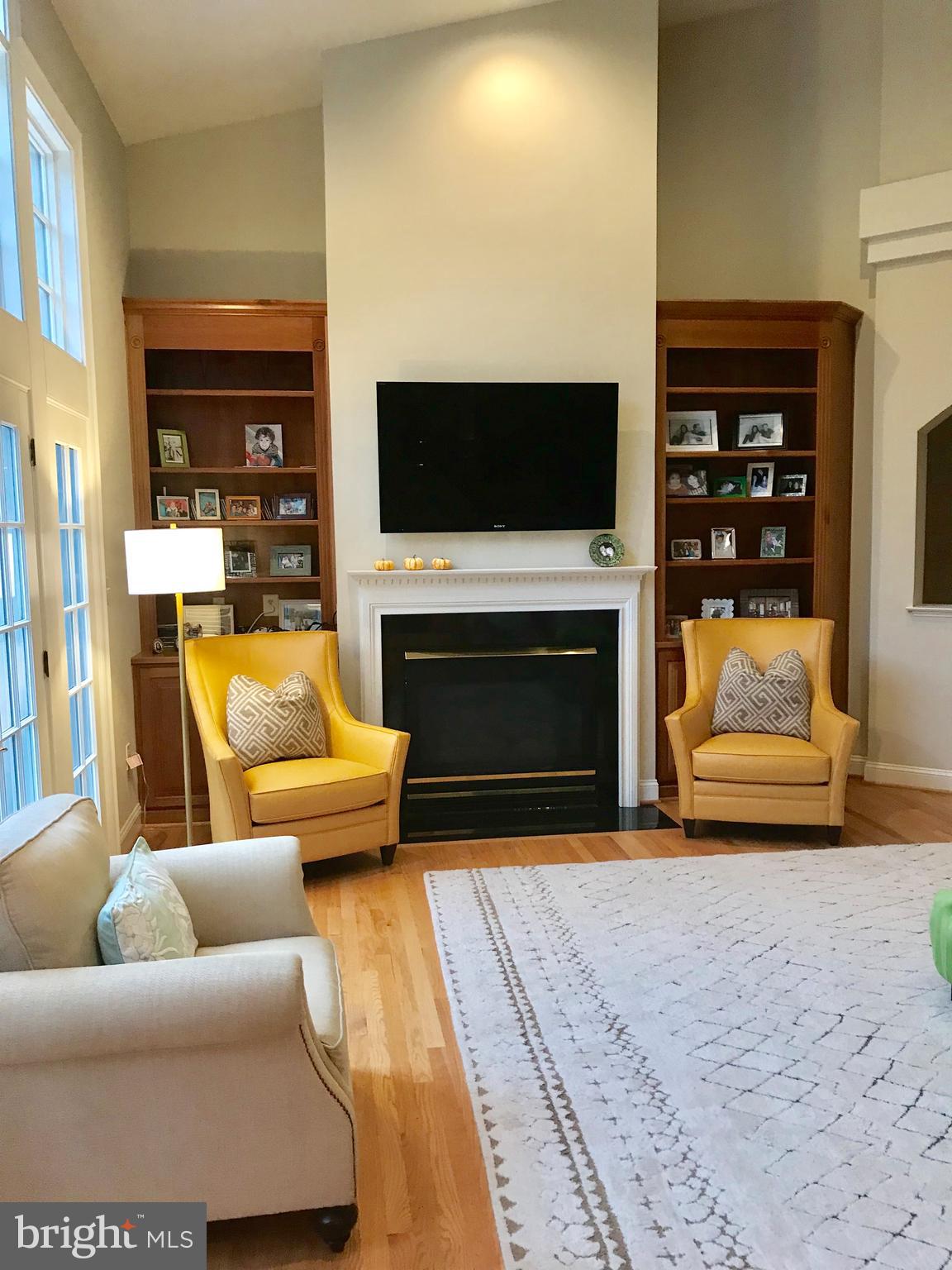 7405 Old Maple Square McLean, VA 22102 - Photo 8 of 25 Dramatic Family Room w/Fireplace