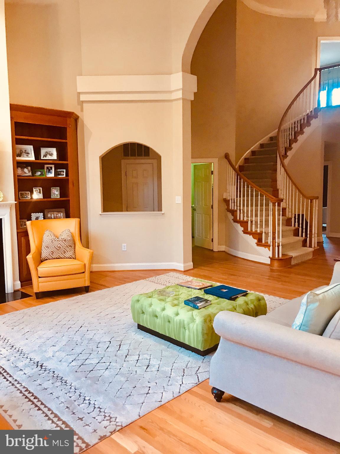 7405 Old Maple Square McLean, VA 22102 - Photo 9 of 25 Family Room