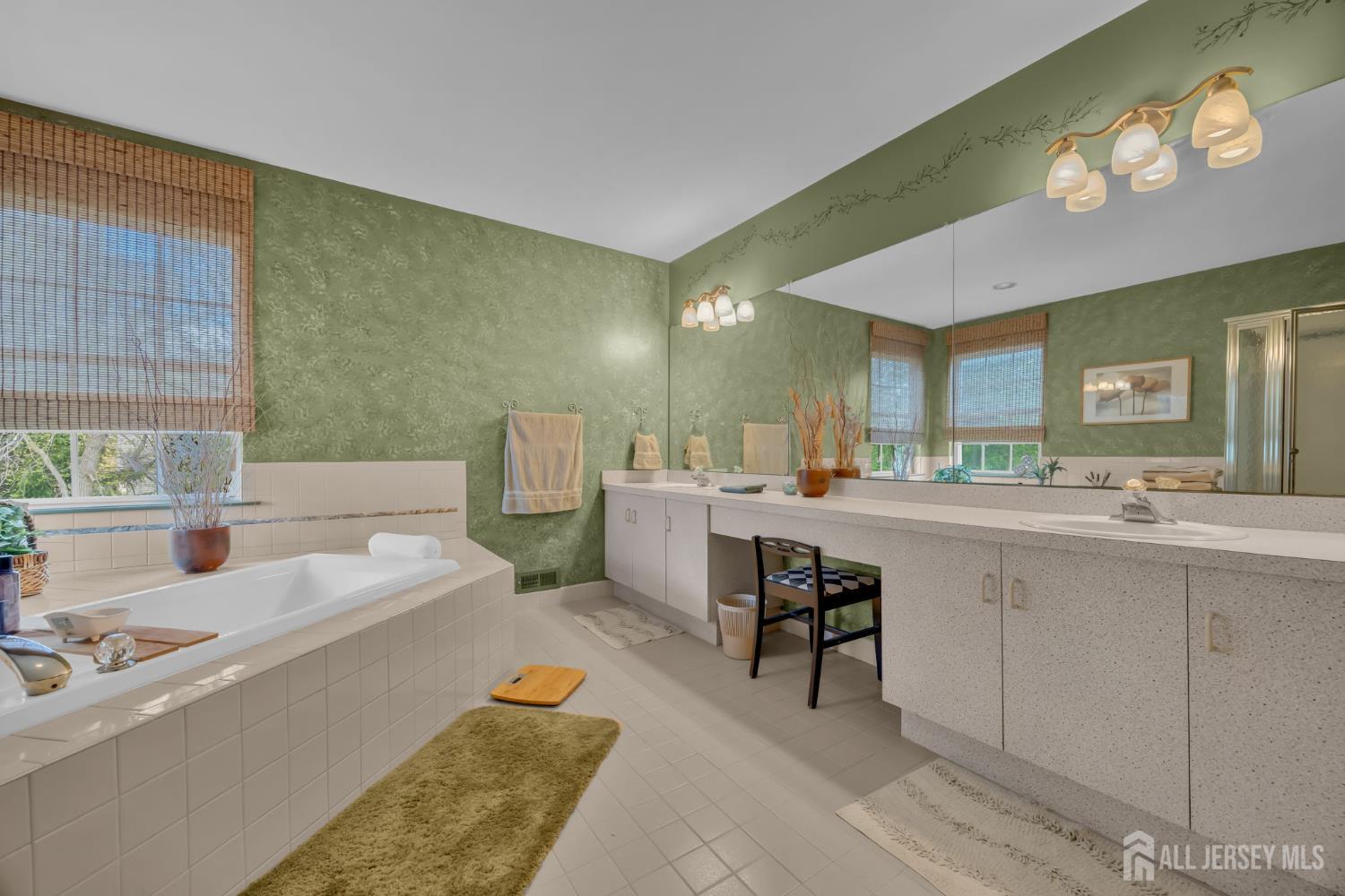 51 Oakland Road Old Bridge, NJ 08857 - Photo 25 of 42