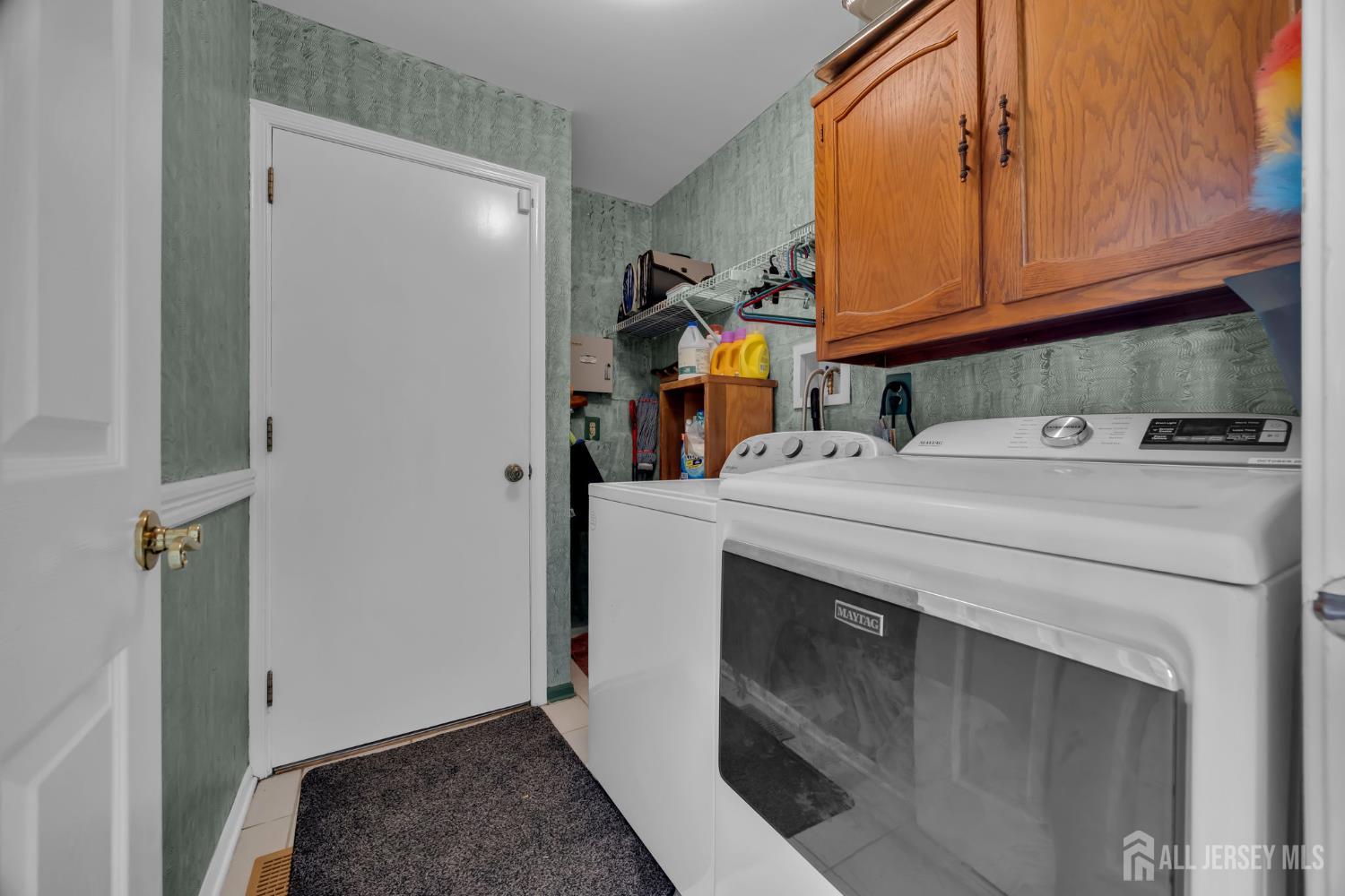 51 Oakland Road Old Bridge, NJ 08857 - Photo 35 of 42