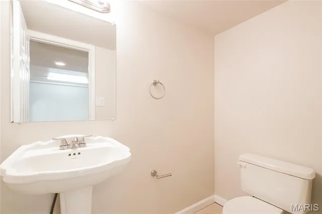 $2,220 | 5501 White Oak Lane, Imperial, MO 63052