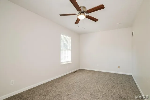 $2,220 | 5501 White Oak Lane, Imperial, MO 63052