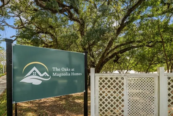 $960 | 2218 Magnolia Circle, Unit 202, Tallahassee, FL 32301