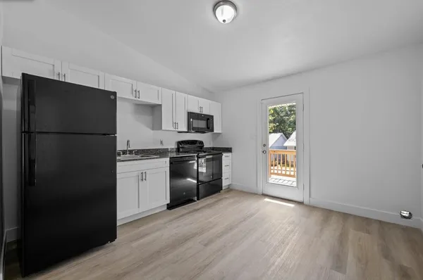 $960 | 2218 Magnolia Circle, Unit 202, Tallahassee, FL 32301