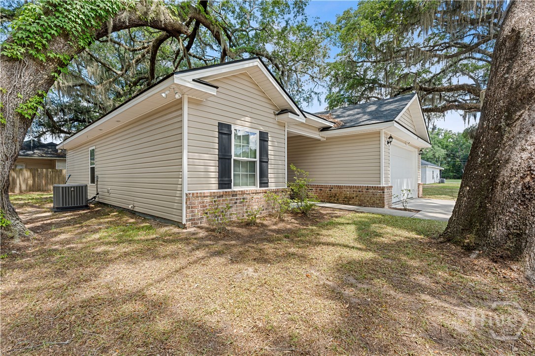 37 Douglas Road Allenhurst, GA 31301 - Photo 4 of 36