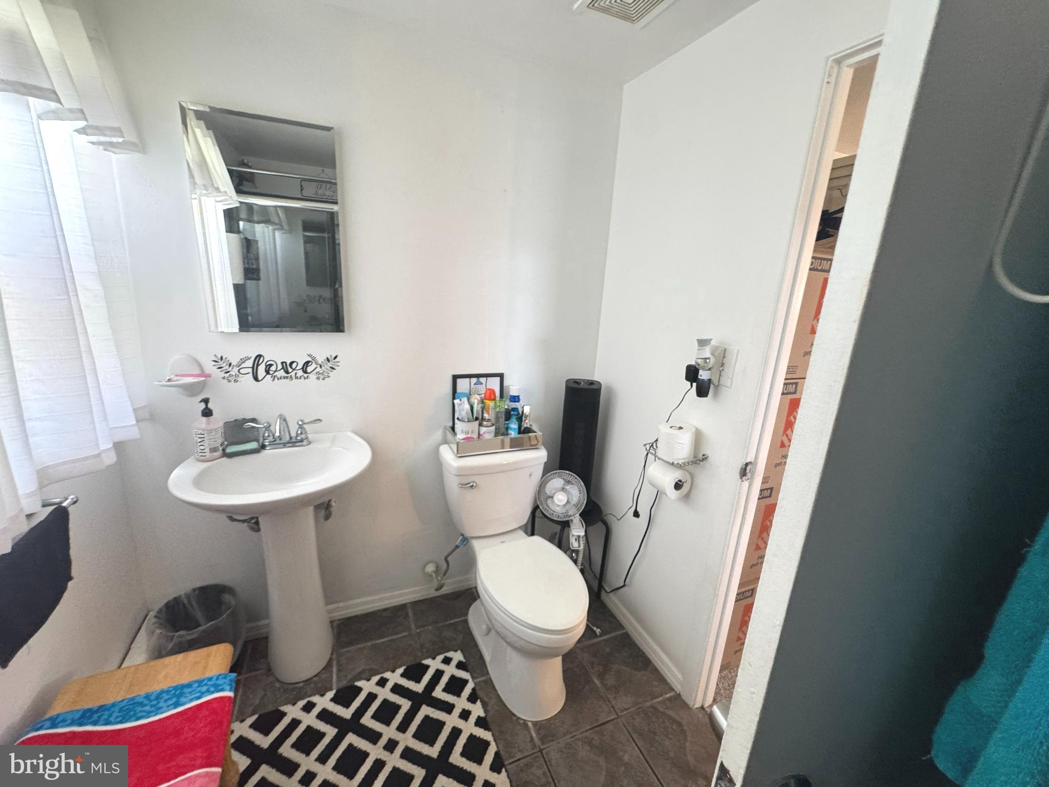 50 Paddock Lane Willingboro, NJ 08046 - Photo 22 of 35 Primary Bathroom