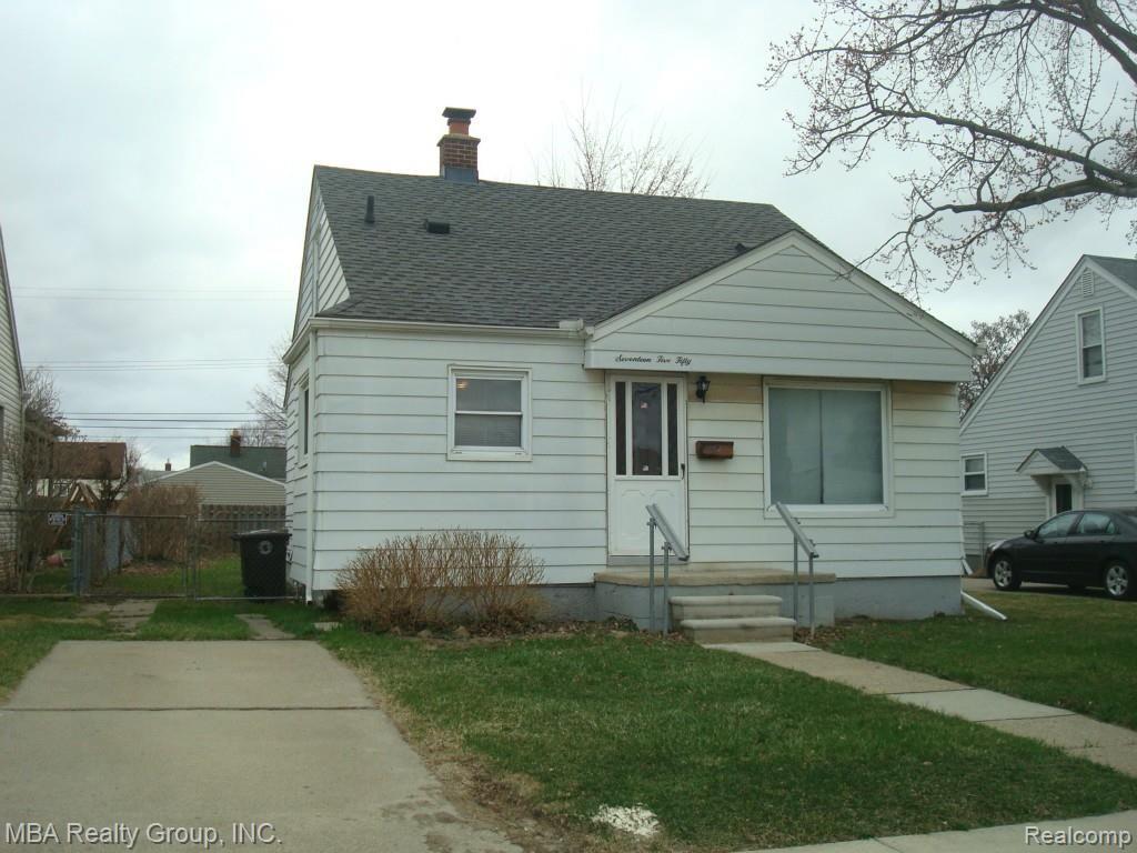 17550 Quarry Road Riverview, MI 48193 - Photo 2 of 15 17550 QUARRY 013.jpg