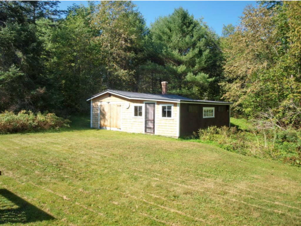 229 Lancaster Road Whitefield, NH 03598 - Photo 15 of 36