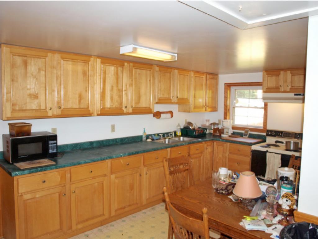 229 Lancaster Road Whitefield, NH 03598 - Photo 18 of 36