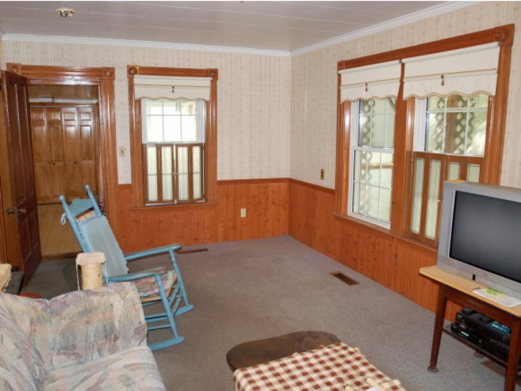 229 Lancaster Road Whitefield, NH 03598 - Photo 7 of 36