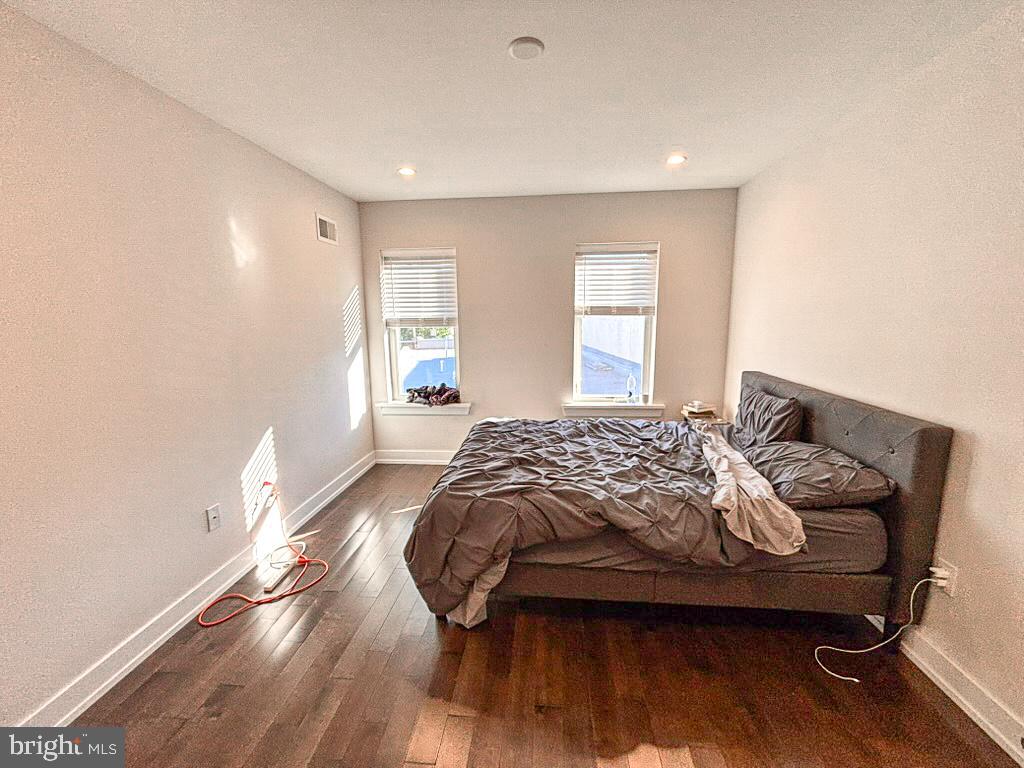 2527 Graduate Square Philadelphia, PA 19146 - Photo 10 of 31