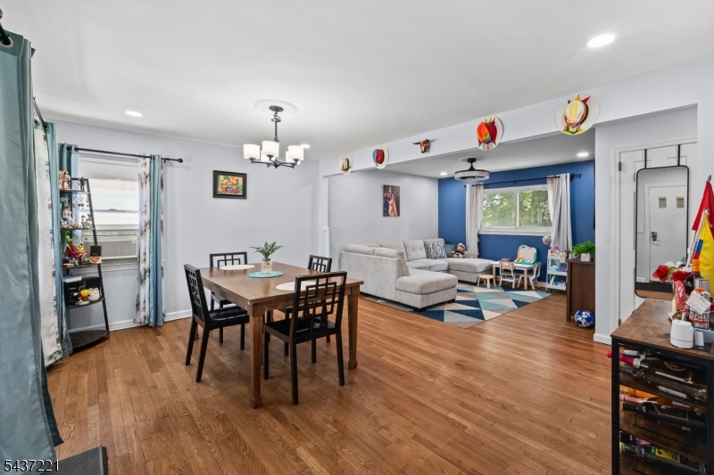 779 Hemlock Road Union, NJ 07083 - Photo 5 of 23