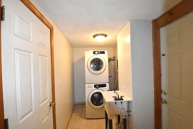 $499,000 | 16 Arborwood Drive, Worcester, MA 01604