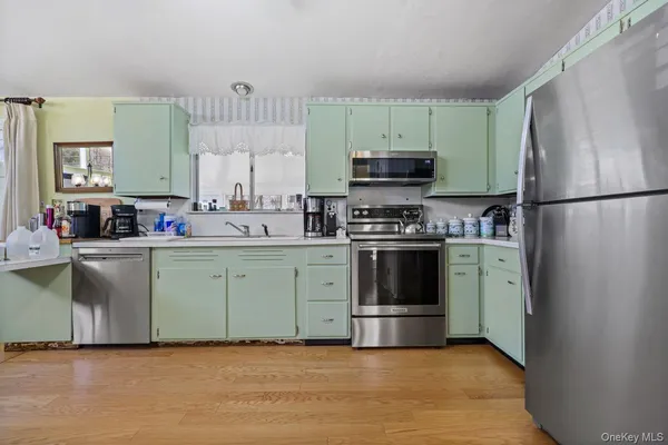 $600,000 | 320 Allview Avenue, Brewster, NY 10509