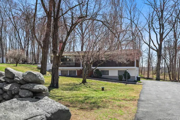 $600,000 | 320 Allview Avenue, Brewster, NY 10509