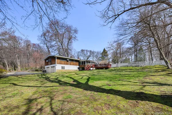 $600,000 | 320 Allview Avenue, Brewster, NY 10509