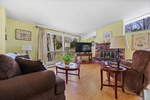 $600,000 | 320 Allview Avenue, Brewster, NY 10509