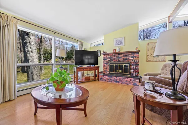 $600,000 | 320 Allview Avenue, Brewster, NY 10509