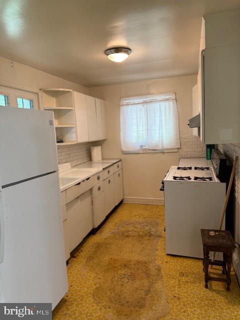 4801 The Alameda Baltimore, MD 21239 - Photo 7 of 15 Kitchen