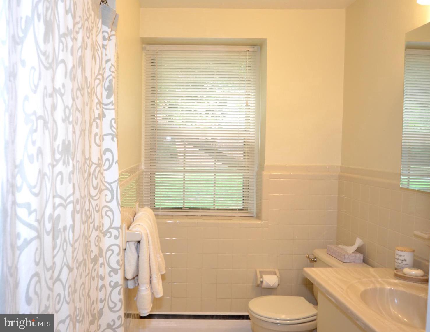 383 Lakeside Road, Unit 106 Ardmore, PA 19003 - Photo 22 of 28