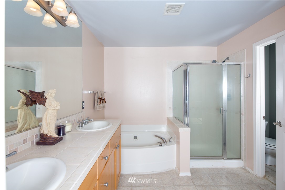 3922 Northeast 4th Circle Renton, WA 98056 - Photo 16 of 23