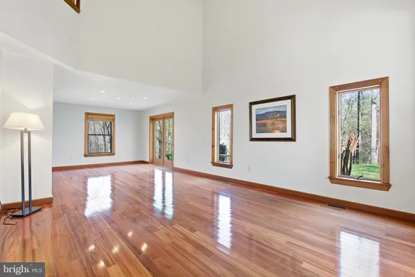 $849,000 | 260 Grays Road, Lothian, MD 20711