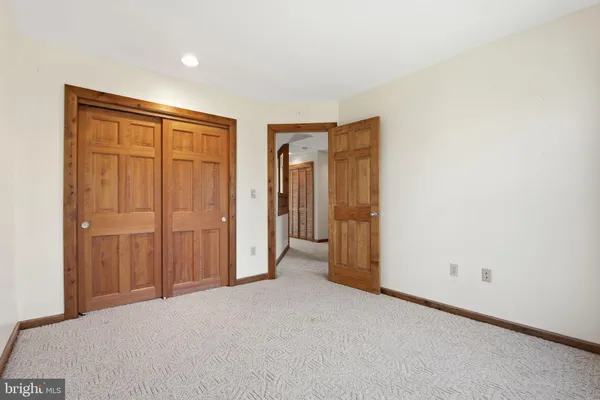 $849,000 | 260 Grays Road, Lothian, MD 20711