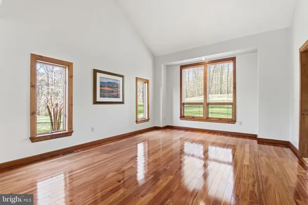 $849,000 | 260 Grays Road, Lothian, MD 20711