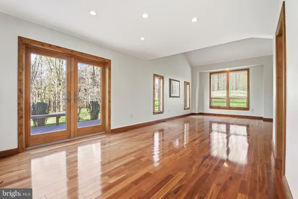 $849,000 | 260 Grays Road, Lothian, MD 20711