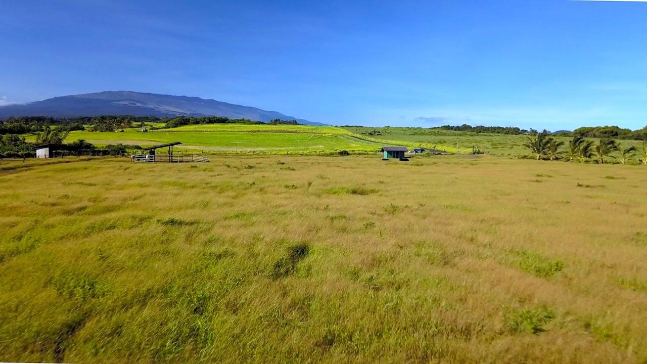 300 Kai Poi Place Haiku, HI 96708 - Photo 19 of 22 a view of an outdoor space and mountain view