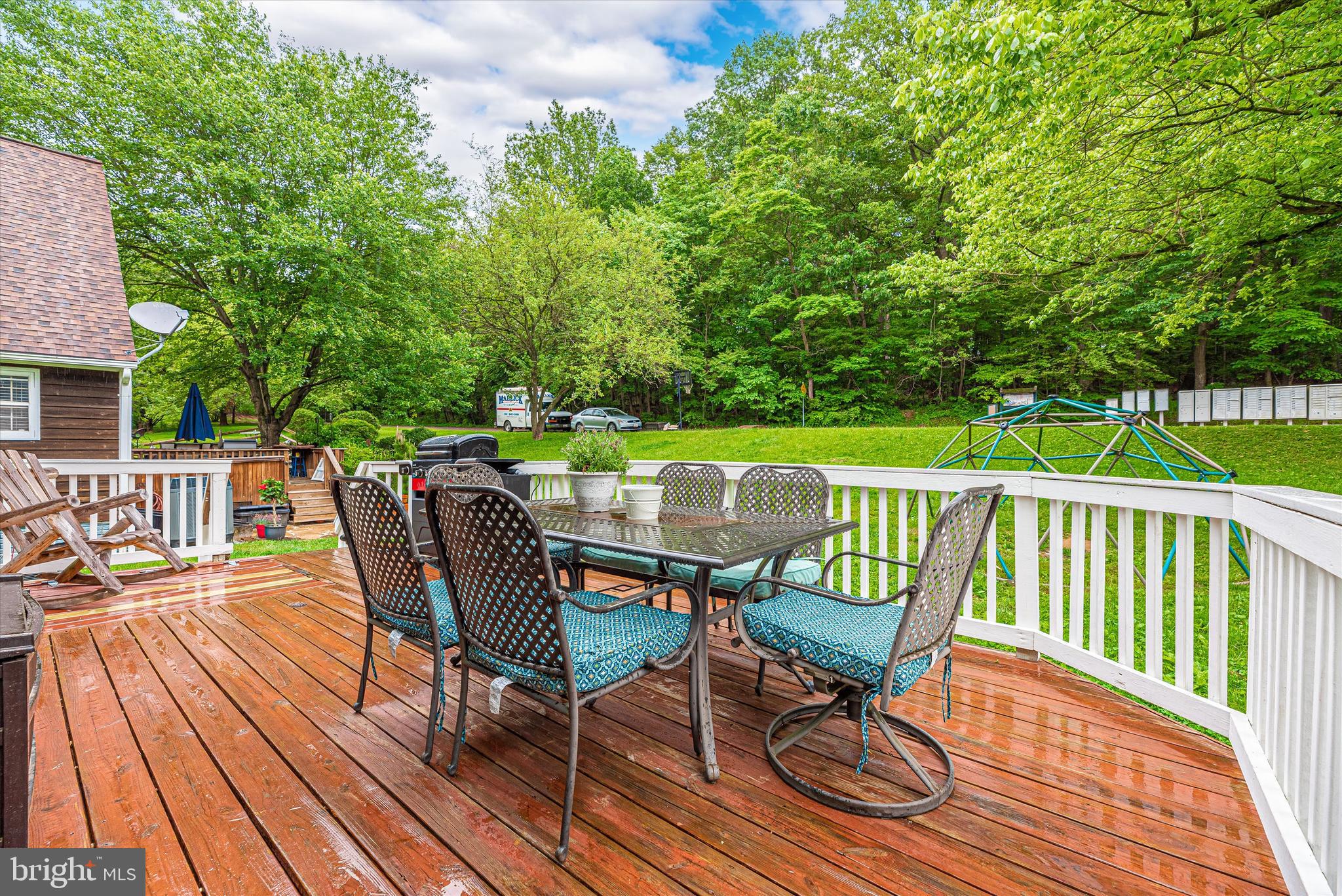 6567 Edgewood Road New Market, MD 21774 - Photo 44 of 60 Enjoy dinner on this inviting deck!