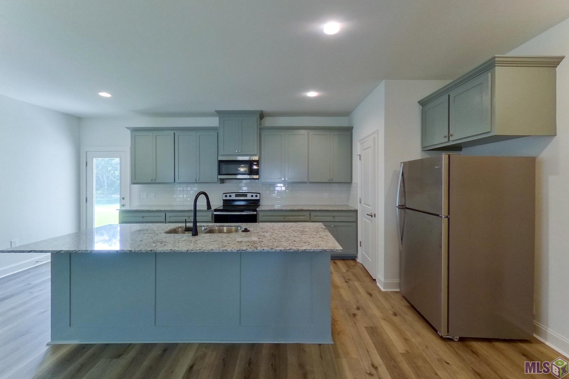 7936 Hendrick Drive Baton Rouge, LA 70817 - Photo 4 of 19
