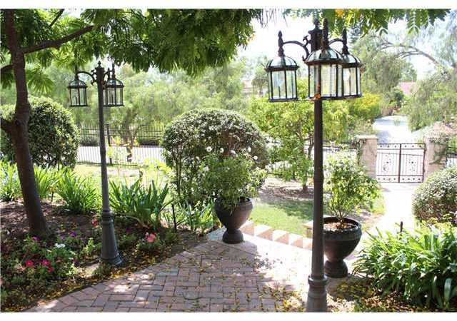 468 Rudd Road Vista, CA 92084 - Photo 4 of 21 Gallery Image 4