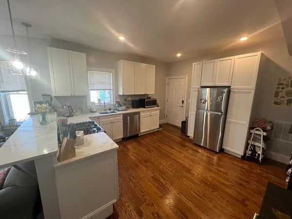 $5,175 | 337 Highland Avenue, Unit 2, Somerville, MA 02144
