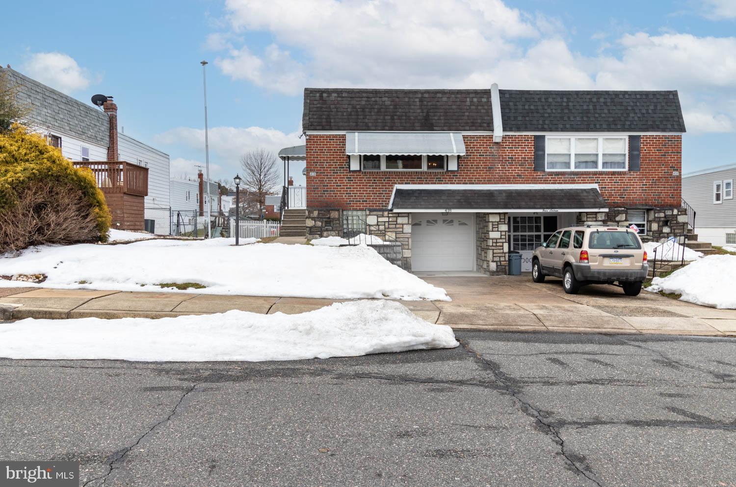 418 Densmore Road Philadelphia, PA 19116 - Photo 1 of 25