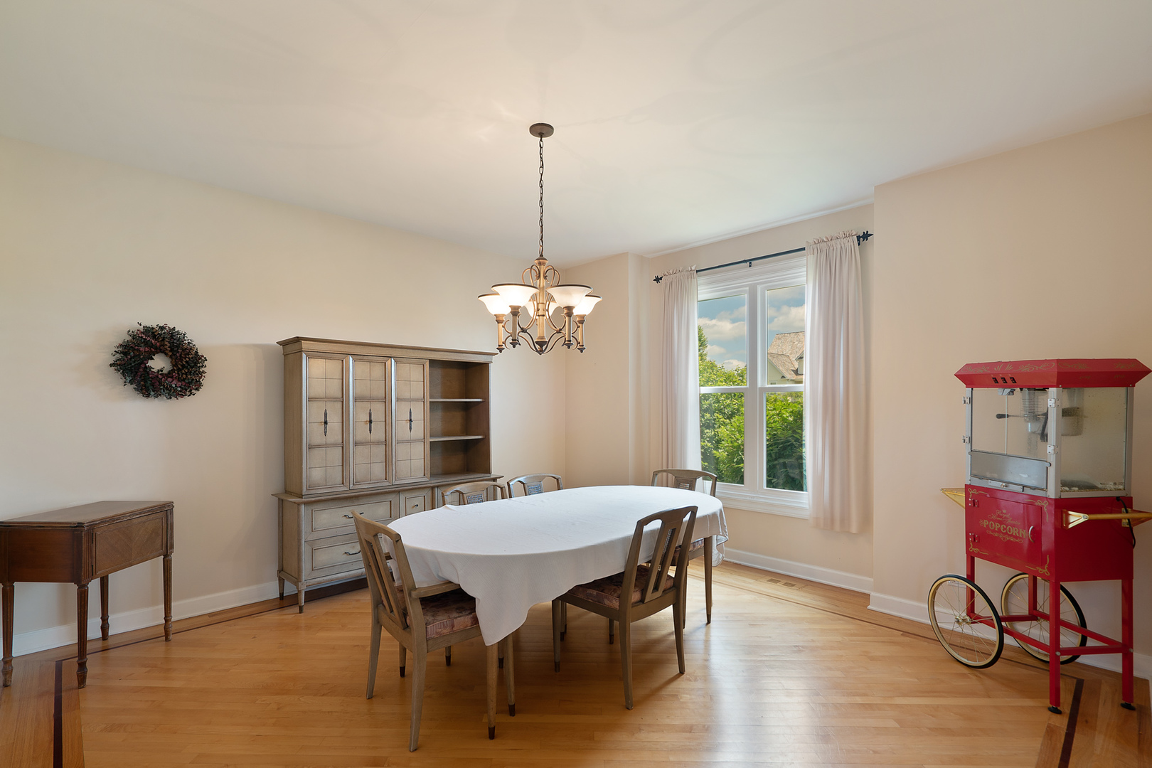 8305 Heather Ridge Spring Grove, IL 60081 - Photo 12 of 34 Gallery Image 12