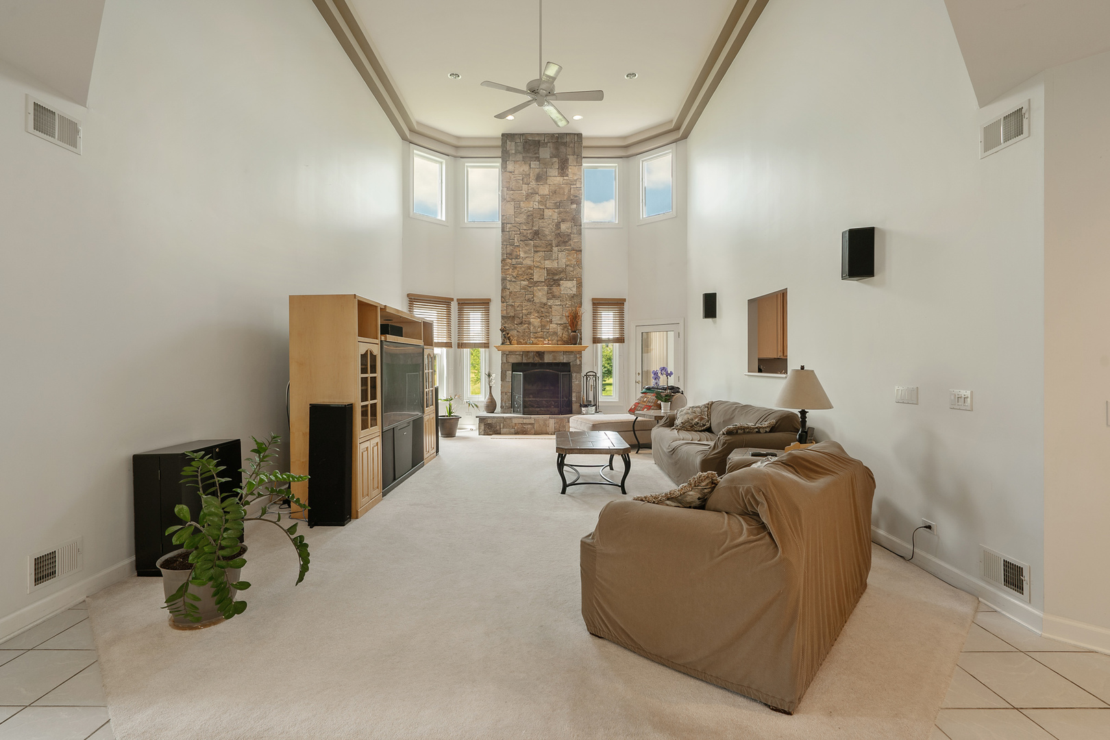 8305 Heather Ridge Spring Grove, IL 60081 - Photo 17 of 34 Gallery Image 17