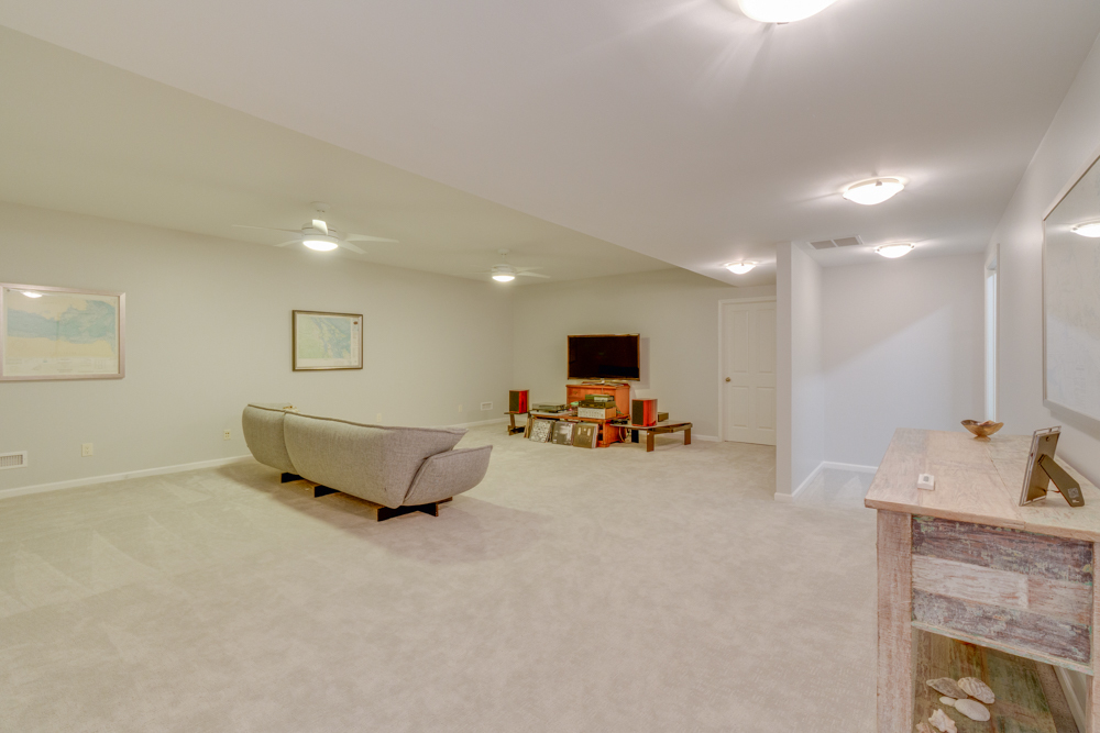 3550 East Bishop Road Mount Vernon, IL 62864 - Photo 35 of 61 a living room with furniture and a flat screen tv