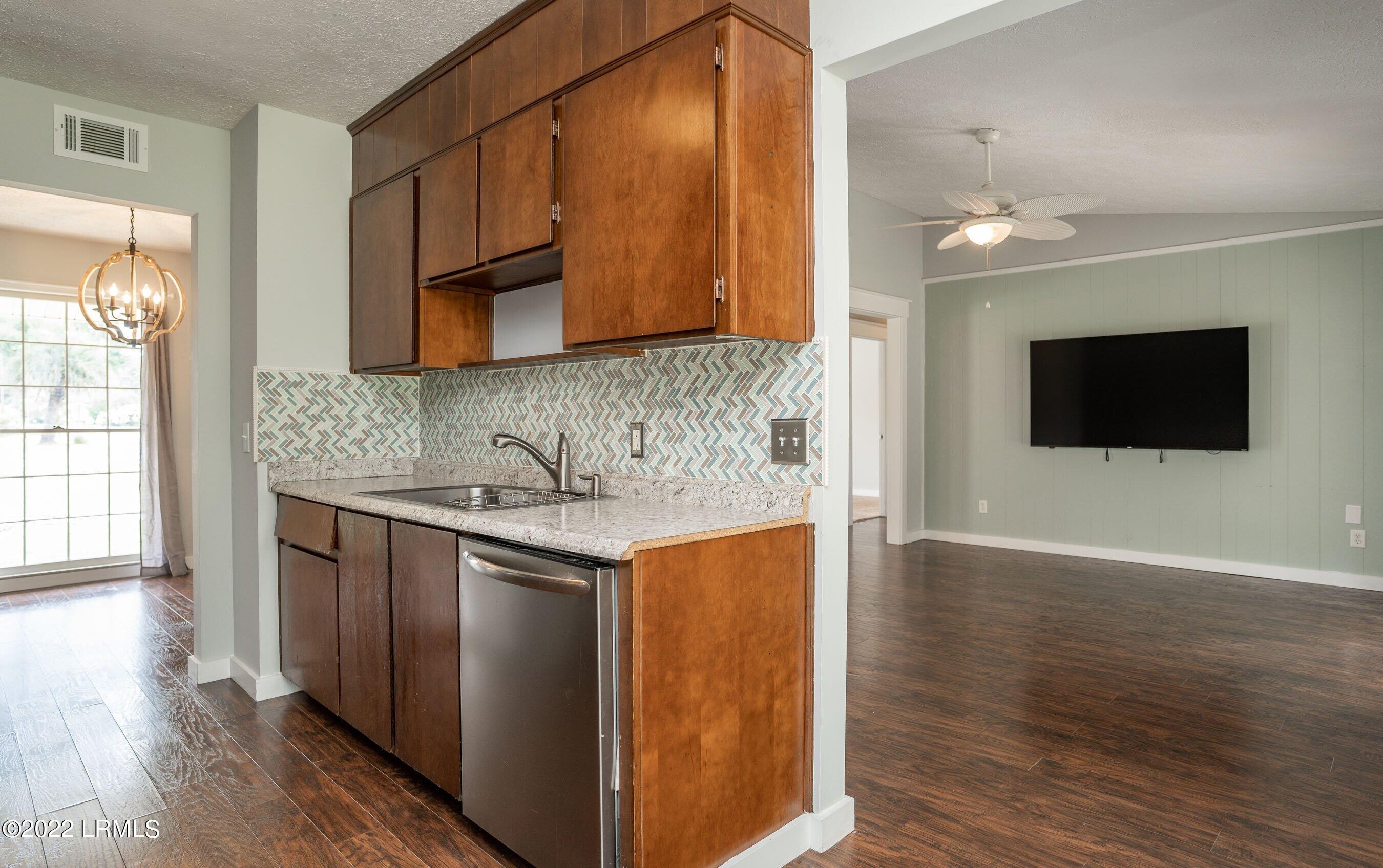 2230 Salem Road Beaufort, SC 29902 - Photo 11 of 34 DSC08605-1.jpg-SMALL