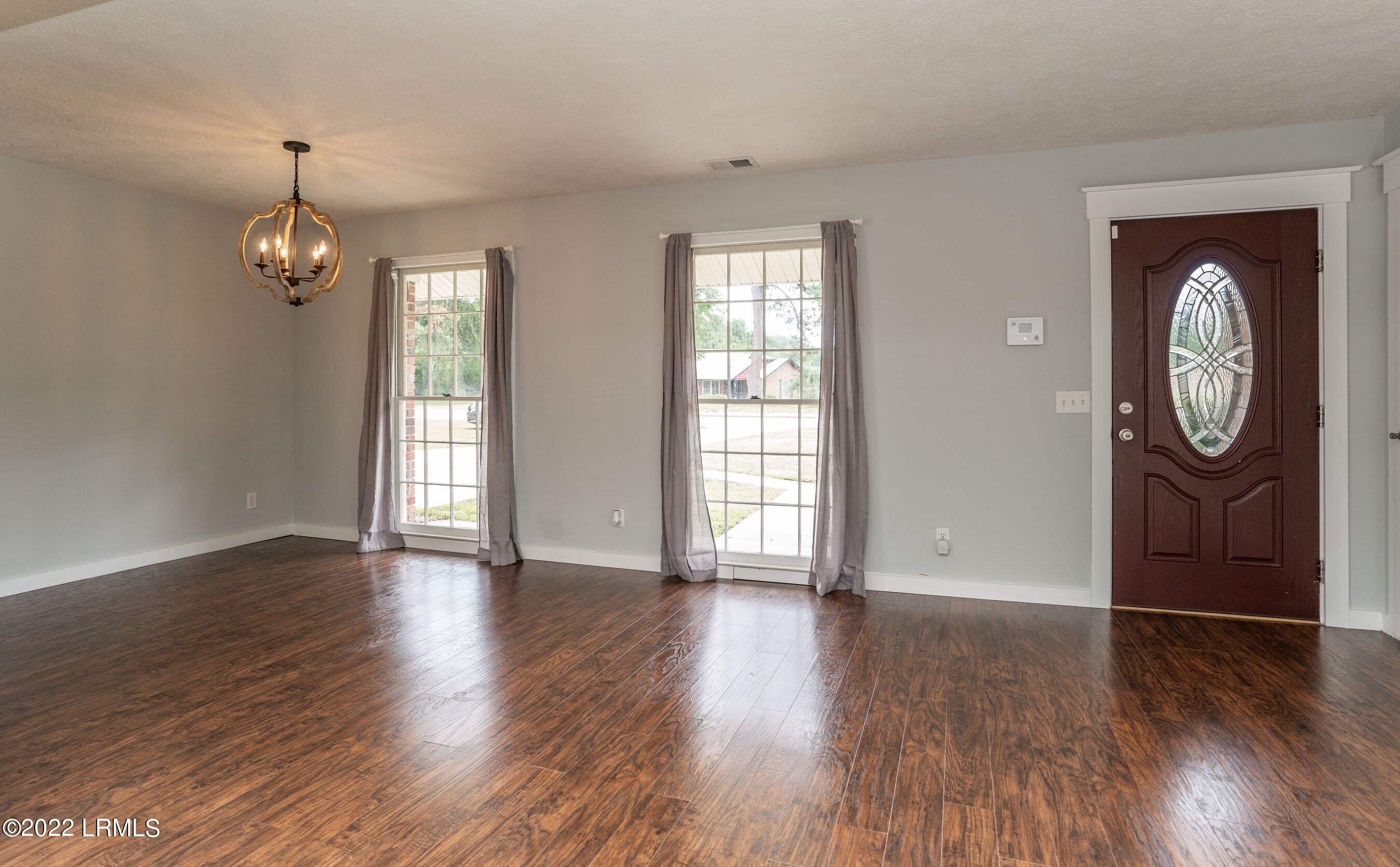 2230 Salem Road Beaufort, SC 29902 - Photo 6 of 34 DSC08594-1.jpg-SMALL