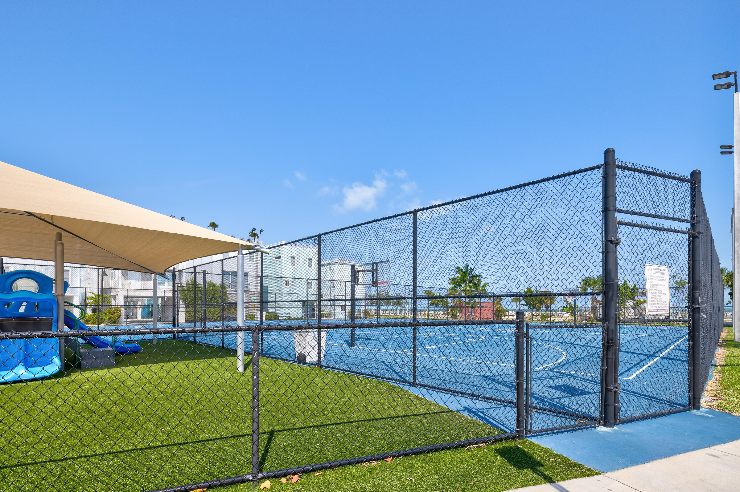 94825 Overseas Highway, Unit 68 Key Largo, FL 33037 - Photo 26 of 28 a view of outdoor space