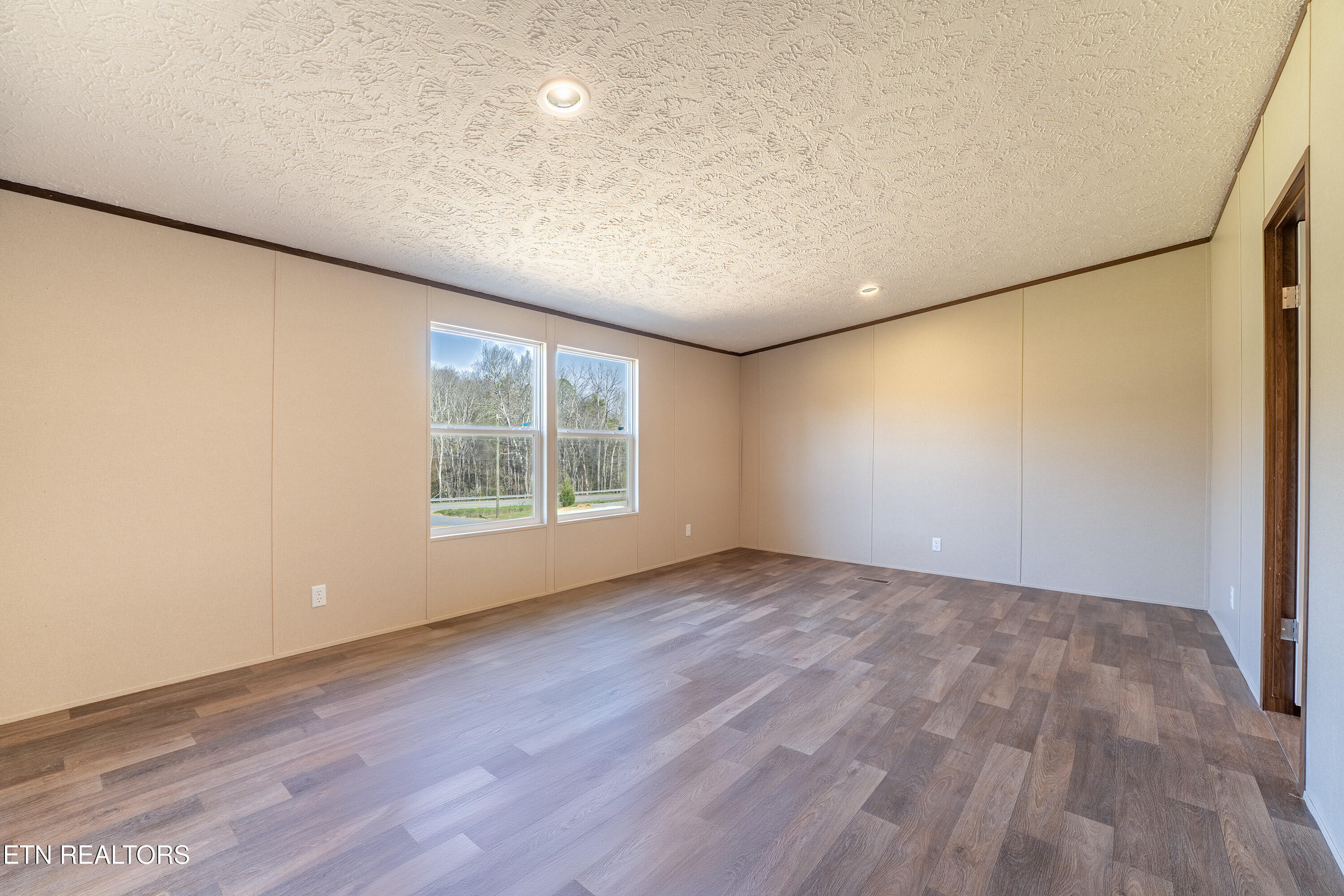 1593 Sweetwater Road Philadelphia, TN 37846 - Photo 13 of 34 13