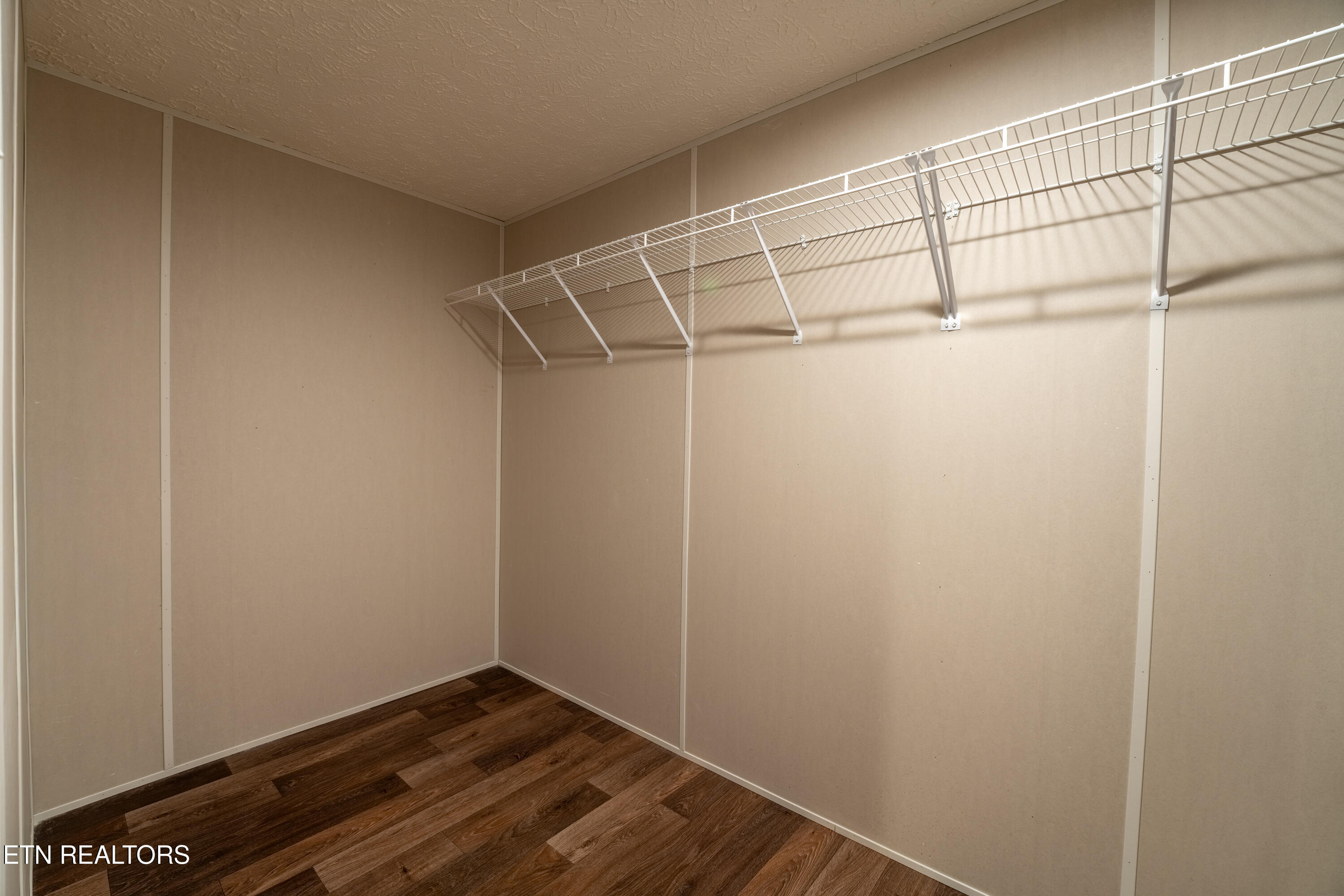 1593 Sweetwater Road Philadelphia, TN 37846 - Photo 16 of 34 16