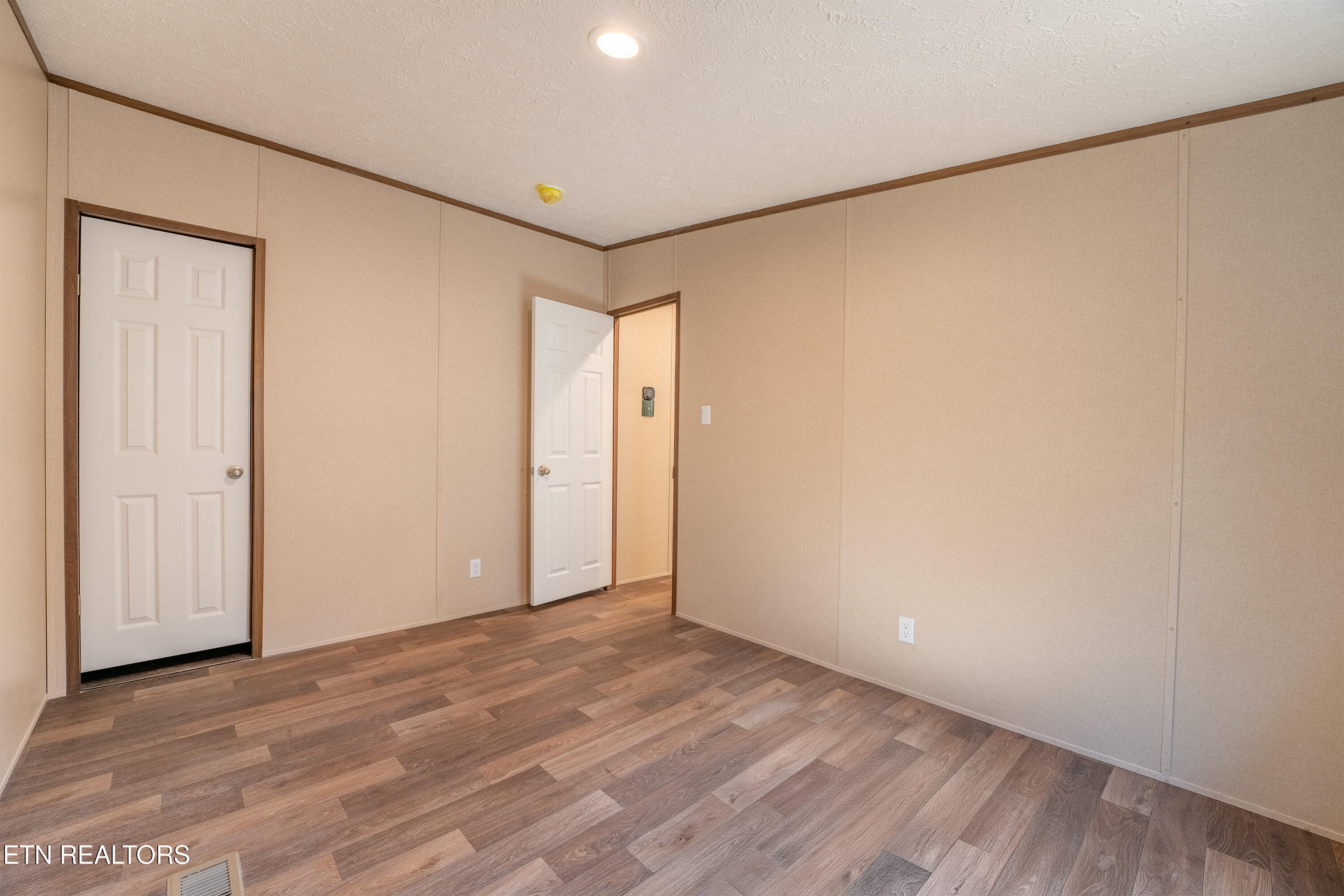 1593 Sweetwater Road Philadelphia, TN 37846 - Photo 22 of 34 22