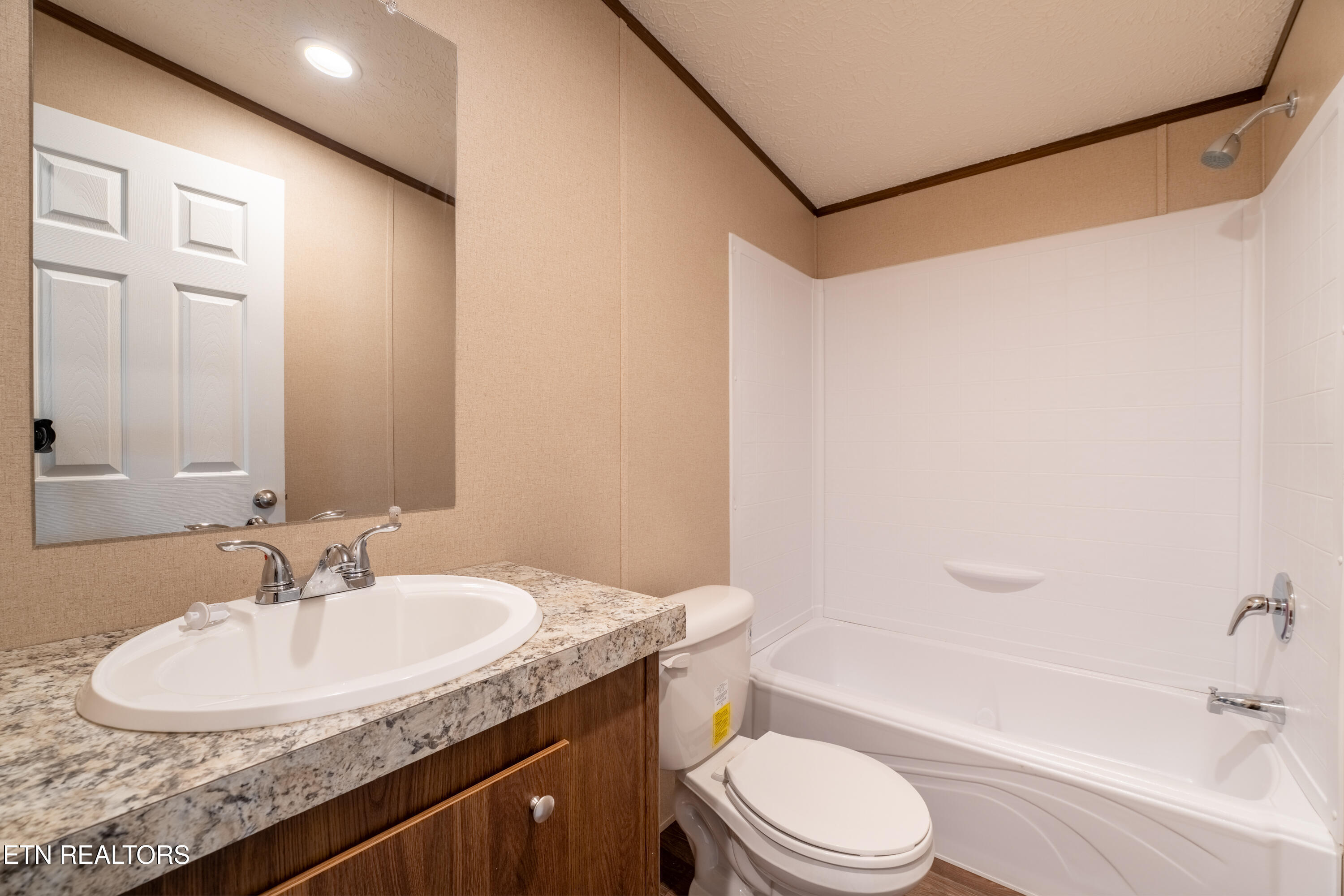 1593 Sweetwater Road Philadelphia, TN 37846 - Photo 25 of 34 25