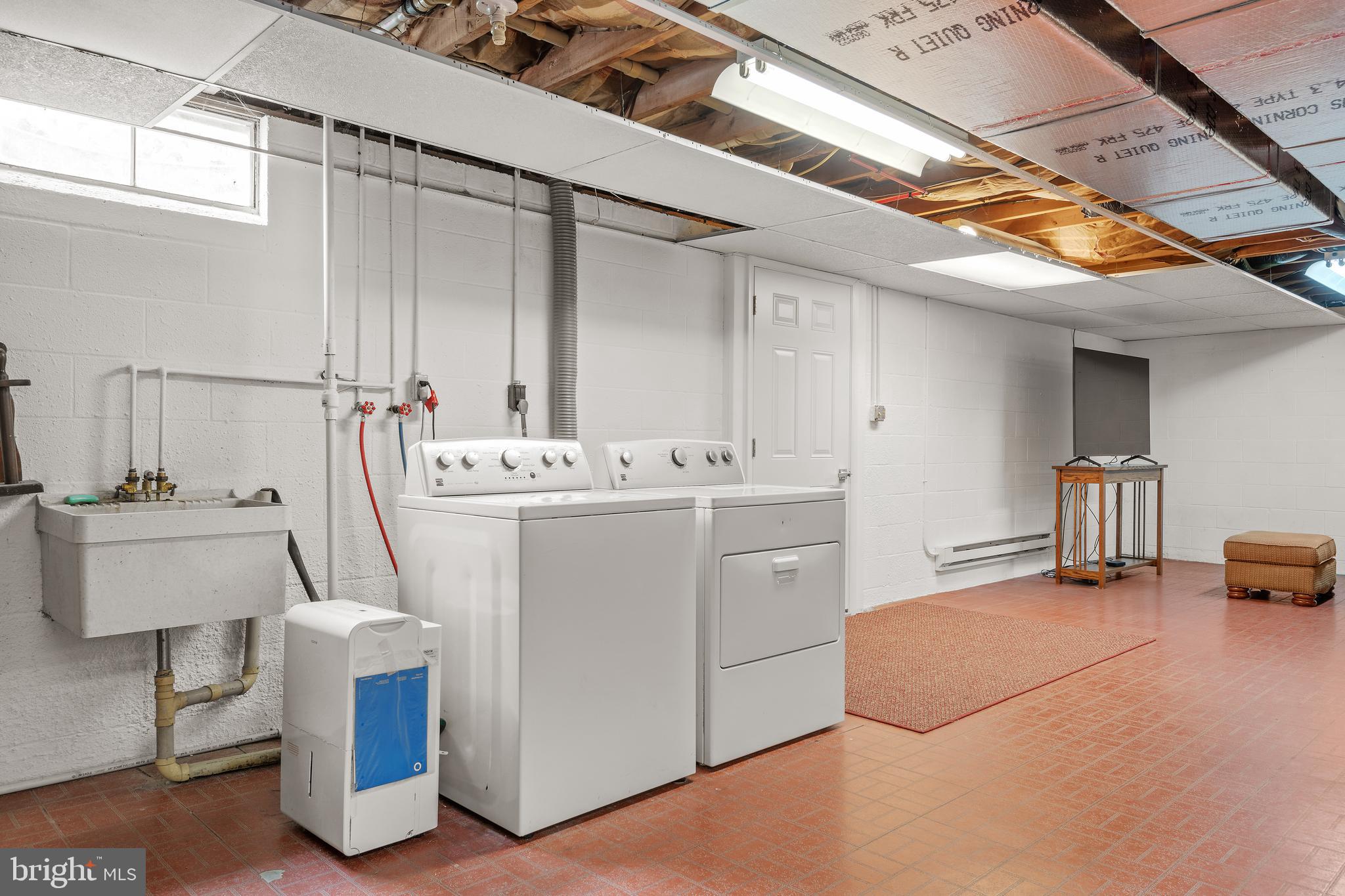 114 Leaman Street Lititz, PA 17543 - Photo 29 of 41