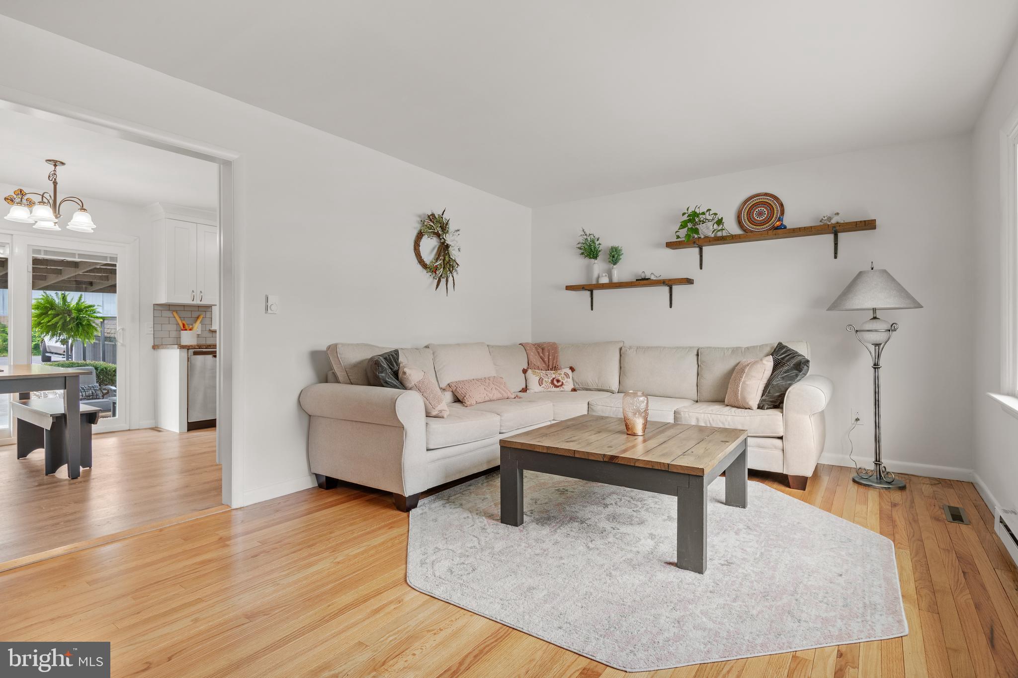 114 Leaman Street Lititz, PA 17543 - Photo 5 of 41