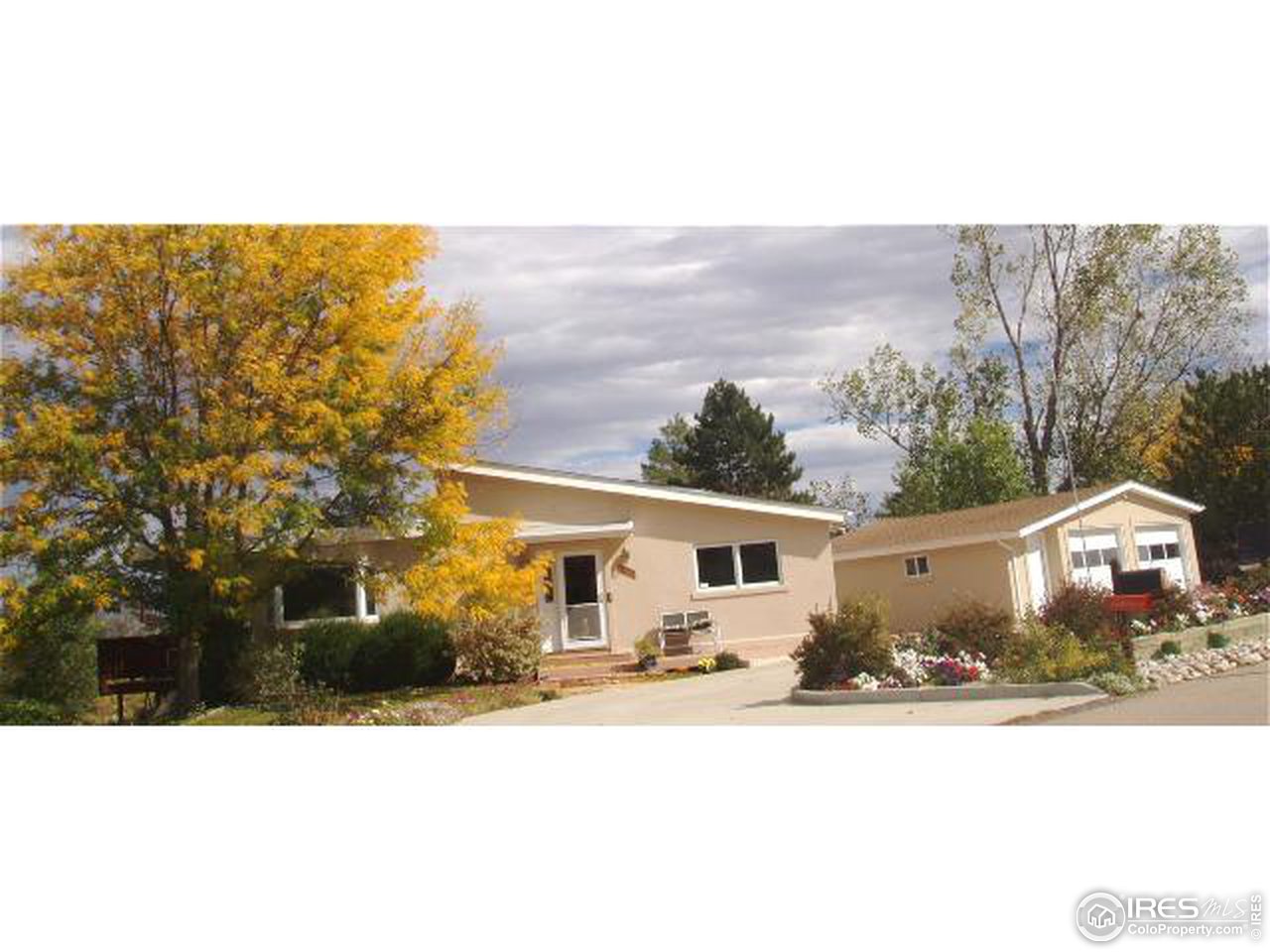 8951 Comanche Road Niwot, CO 80503 - Photo 2 of 17 Gallery Image 2