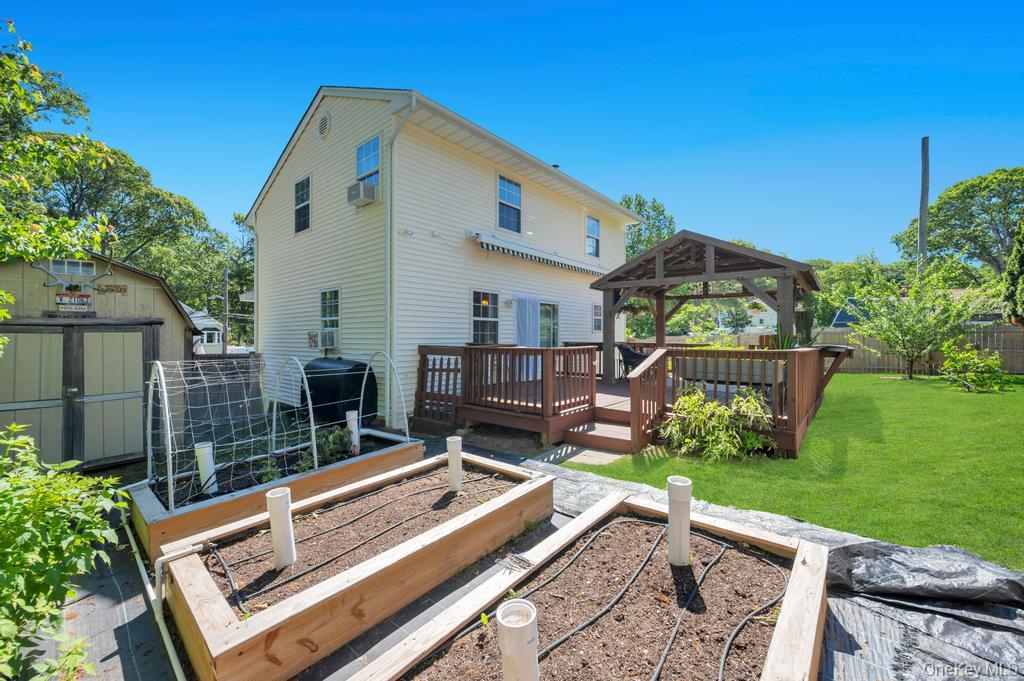 14 Cherry Road Rocky Point, NY 11778 - Photo 34 of 39